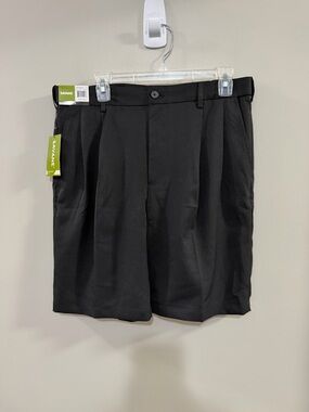 NWT Savane Men’s Black Pleated Front Stretch Microfiber Dress Shorts Size 32